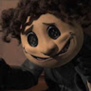 Meet your Posher, Elise